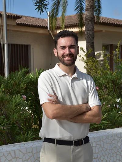 Adrián Hernández, Colaborador · Ingeniero Civil en Herna Proyectos